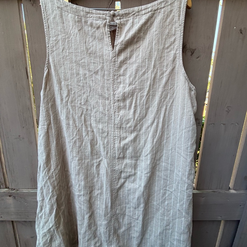 🎉NWOT🎉 Ava & Viv Sleeveless Beige Pinstripe Dress - Picture 8 of 10